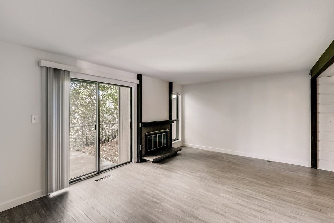 1225 Bear Mountain Dr - Photo 7 of 28