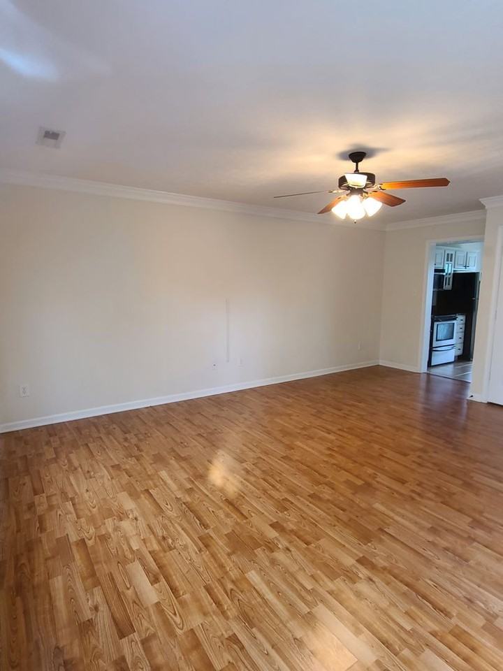 34 Old Tavern Cir - Photo 3 of 14