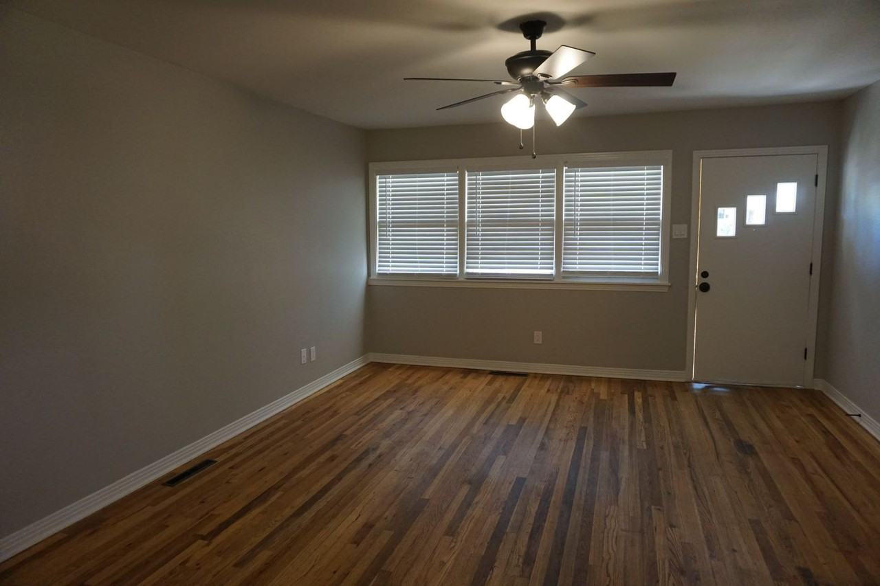 3126 38th St - Photo 3 of 12