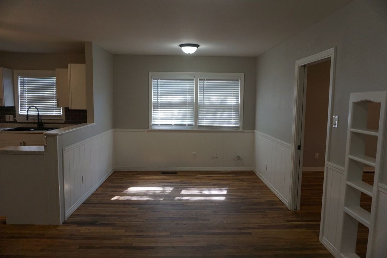 3126 38th St - Photo 5 of 12