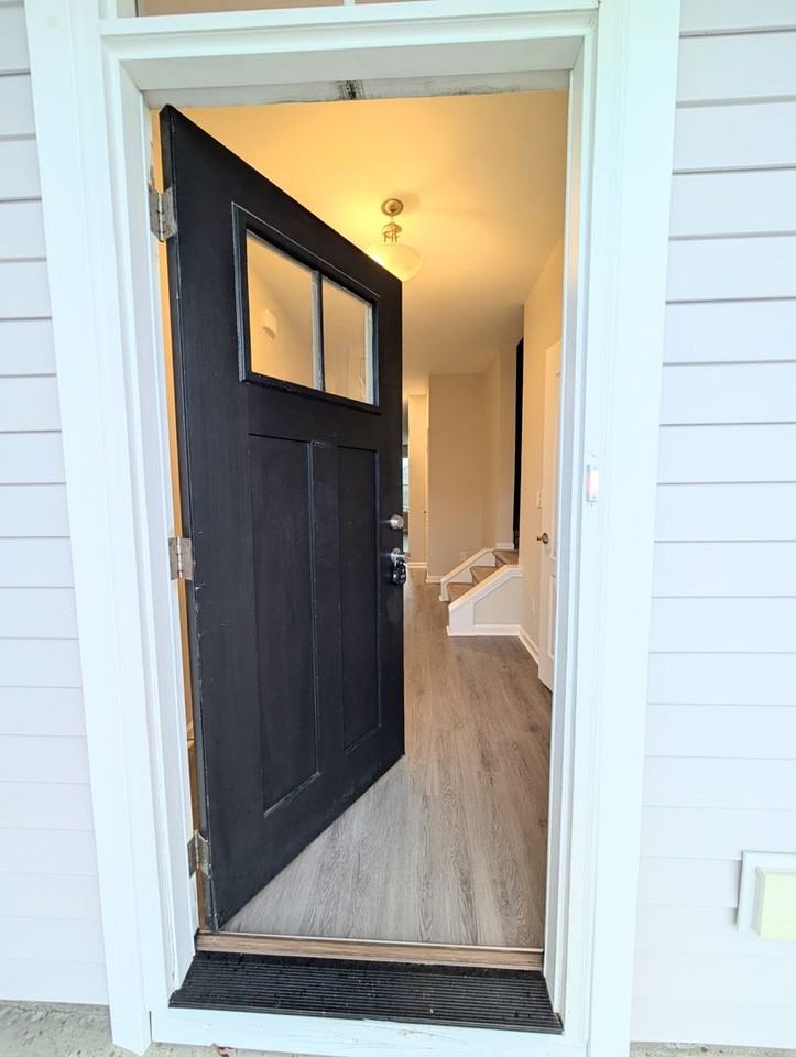 129 Goldenrod Cir - Photo 3 of 35