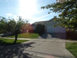 featured image of 3568 W Thorndale Loop