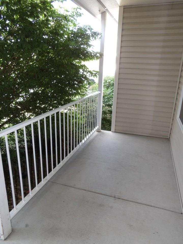 3568 W Thorndale Loop - Photo 4 of 17