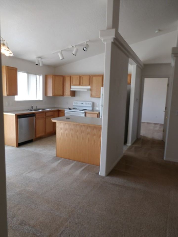 3568 W Thorndale Loop - Photo 7 of 17