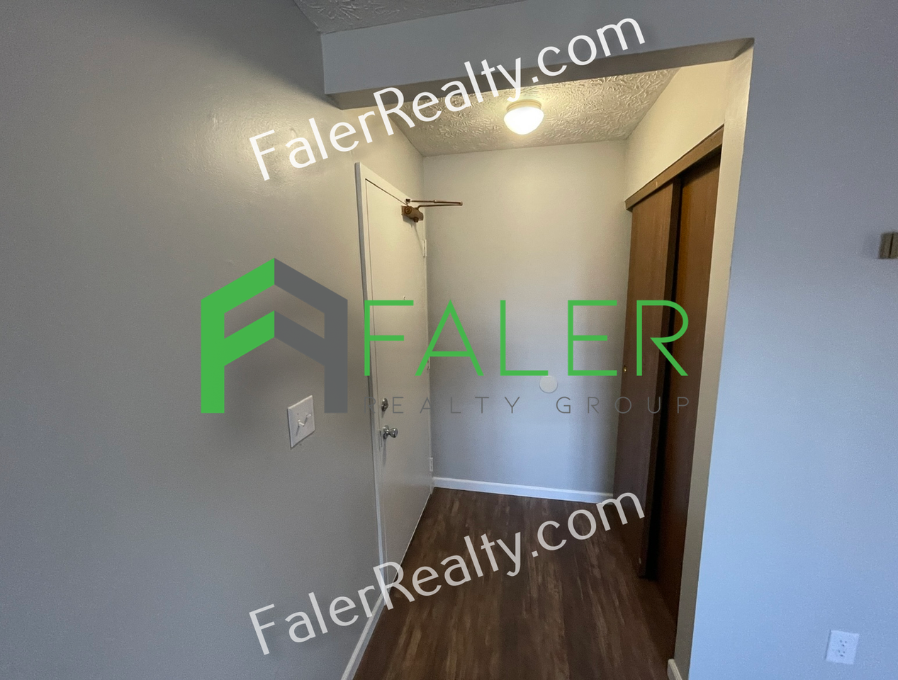 5265-5303 5265-5303 Belle Isle Drive - 5299 Belle Isle - Photo 3 of 21