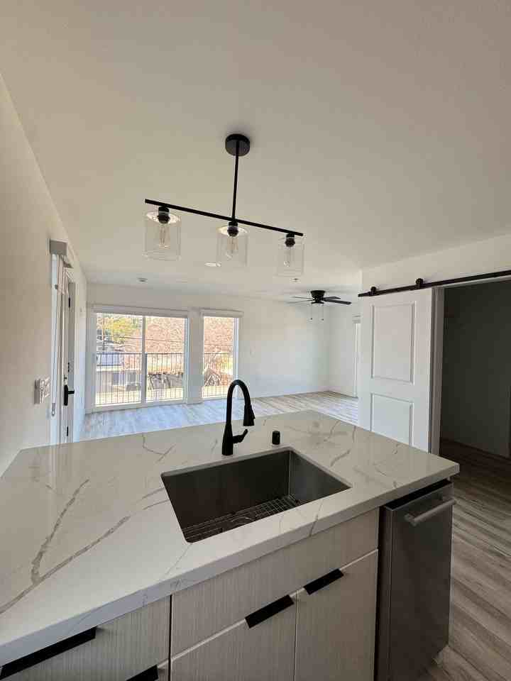 Introducing The Mayer - Photo 7 of 11