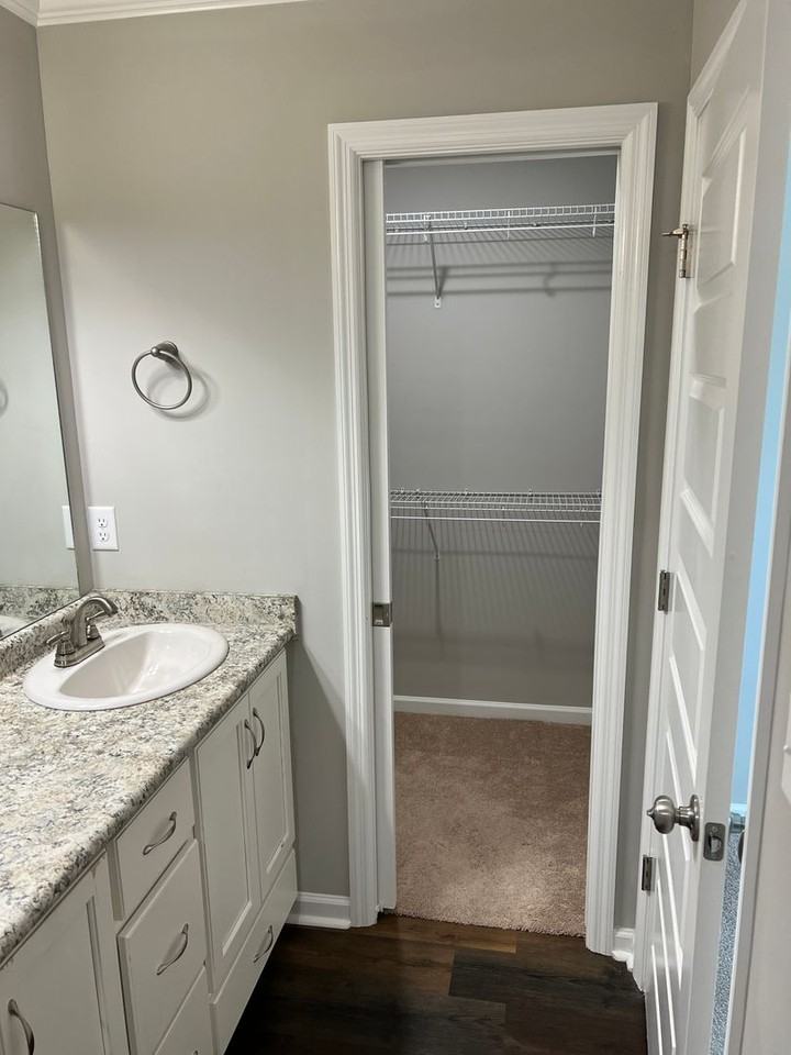 1825 Chestnut Dr - Photo 7 of 14