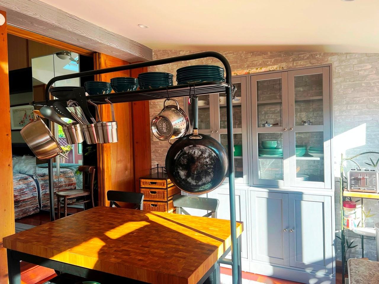 1117 Juanita Ave - Photo 2 of 13