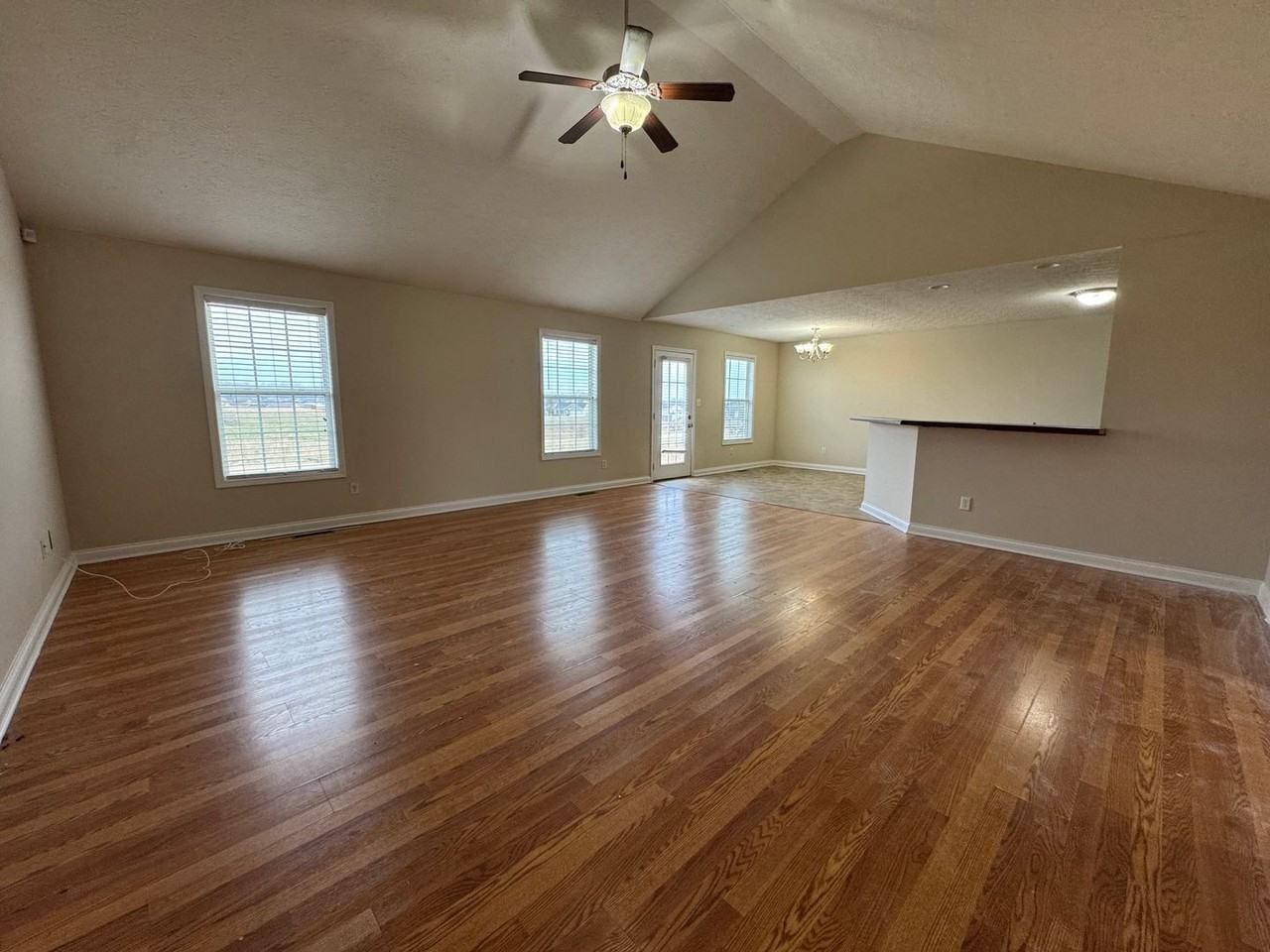 1442 Calgary Way - Photo 2 of 8