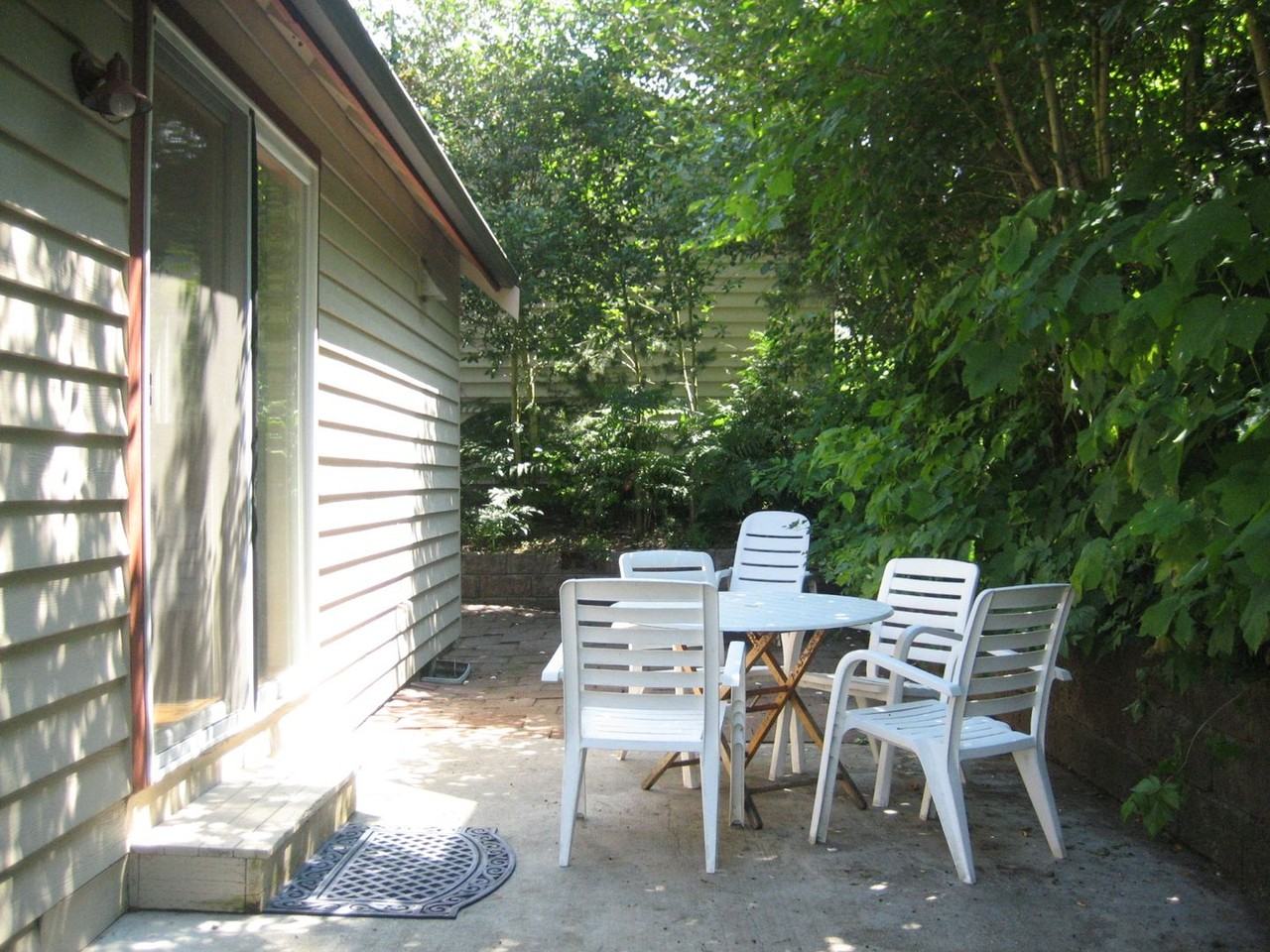 123 41st St - Photo 3 of 15