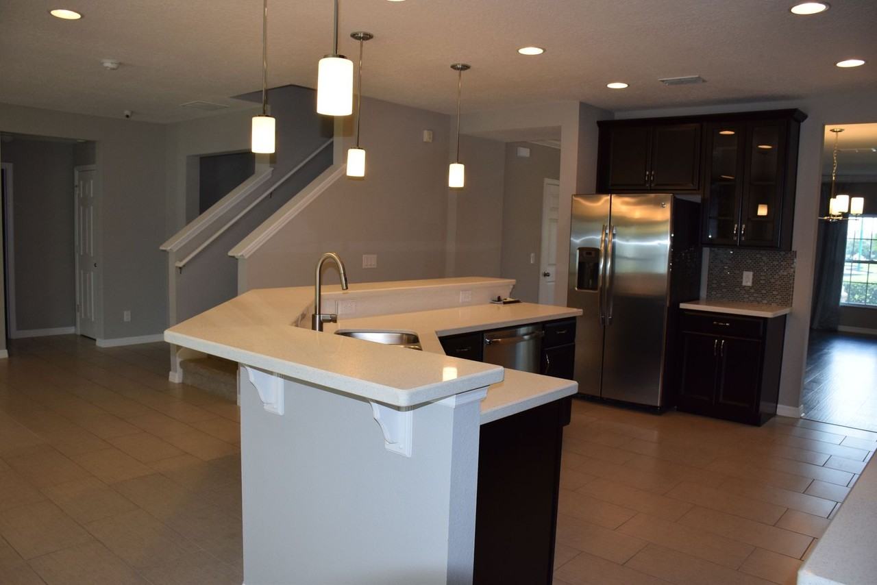 489 Ogelthorpe Dr - Photo 3 of 35