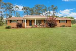 featured image of 344 Surrency Rd