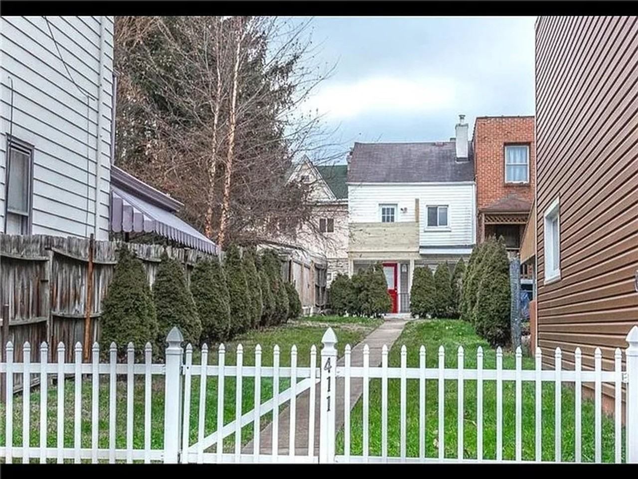 411 Sapphire Way - Photo 6 of 14