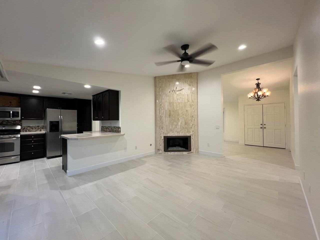 44060 Mariposa Ct - Photo 5 of 18