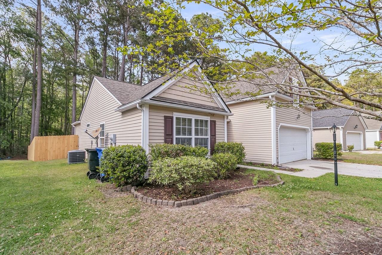 4848 Oak Leaf Rd - Photo 4 of 39