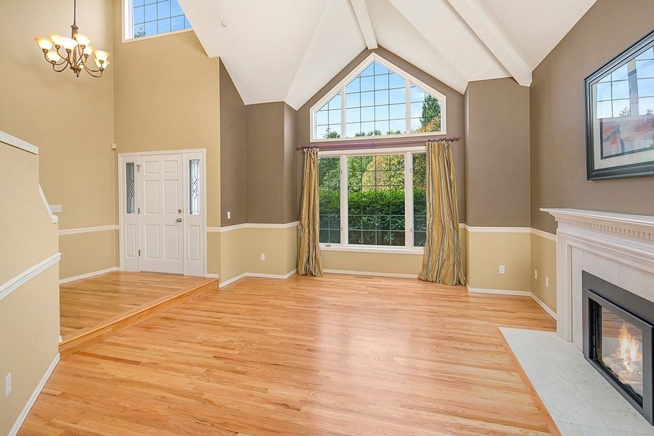 7811 146th Pl Se - Photo 2 of 24