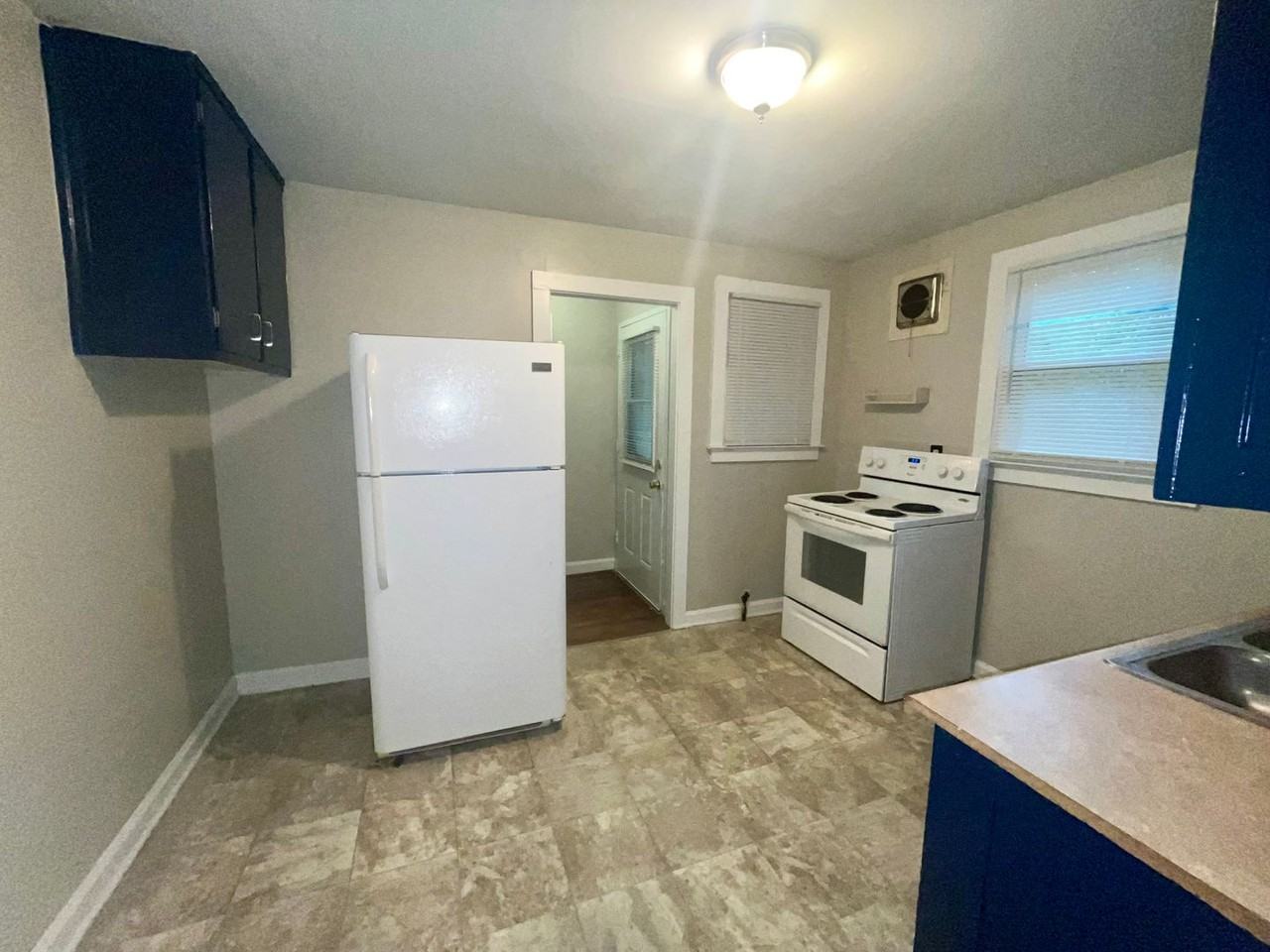 878 Greenville St - Photo 2 of 6