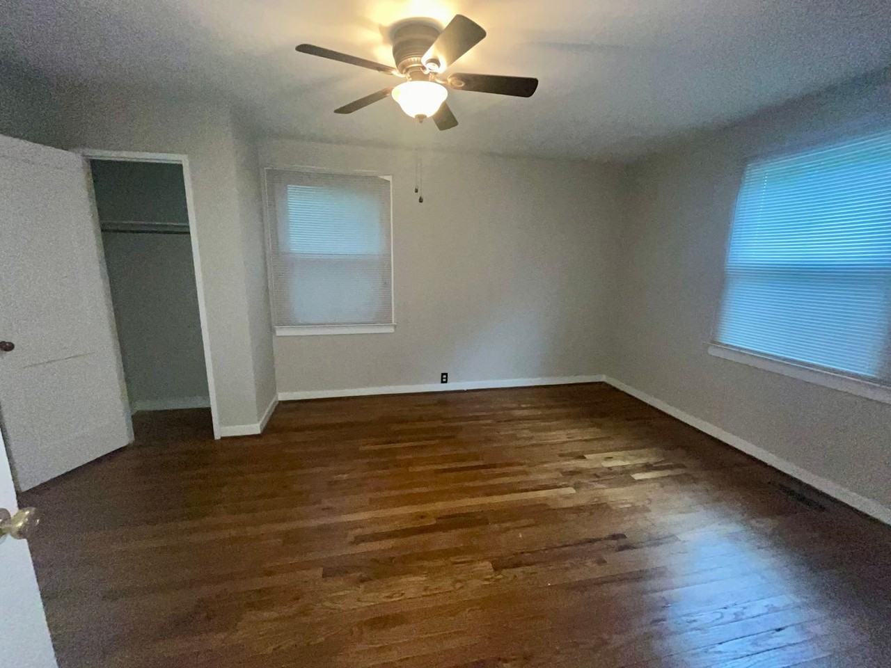 878 Greenville St - Photo 6 of 6