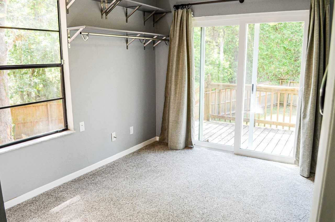 3526 Nw 53rd Ter - Photo 7 of 20