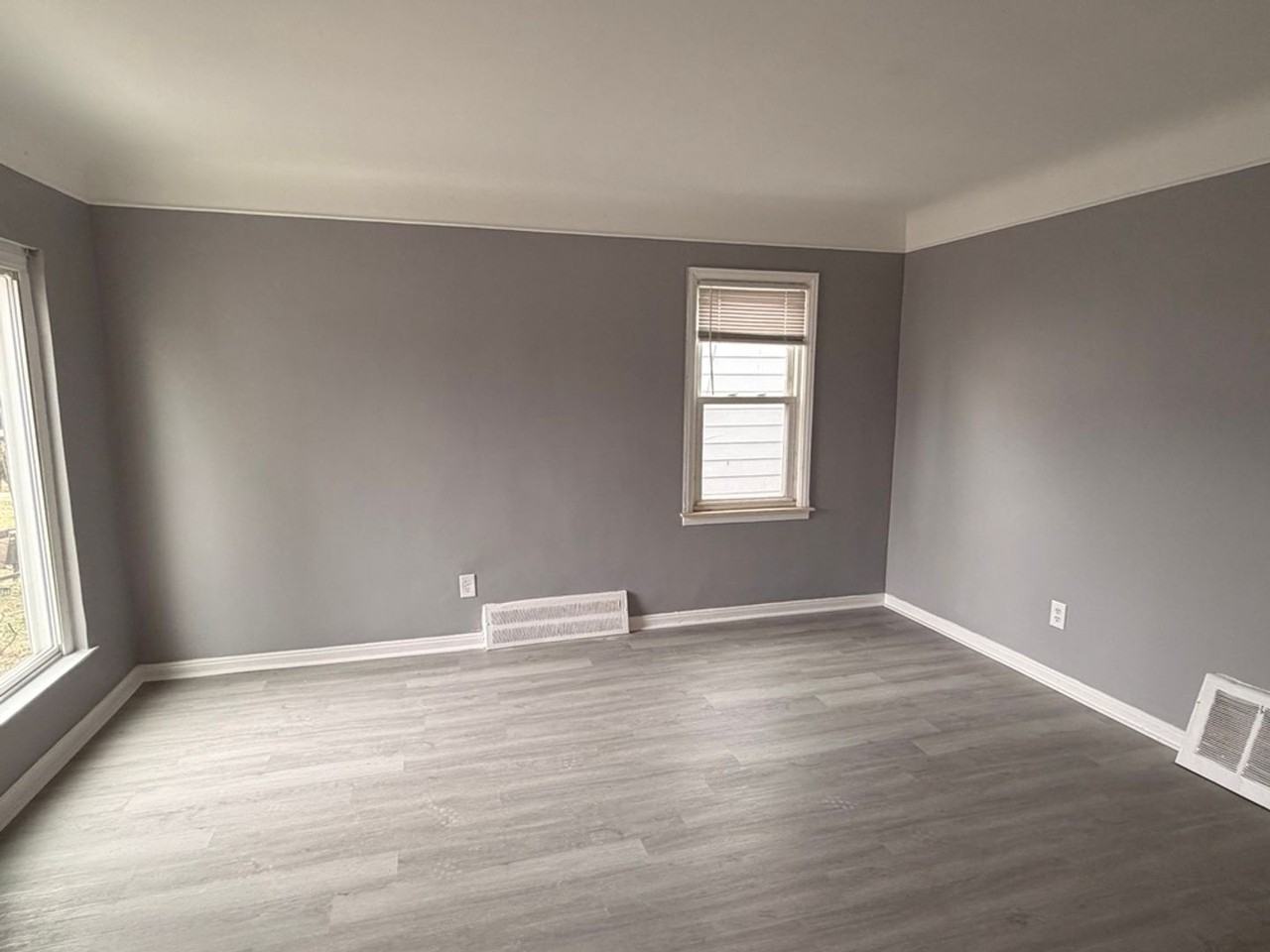 6262 Penrod St - Photo 2 of 10