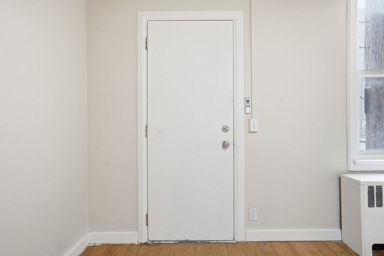 333 Orwell Way - Photo 2 of 25