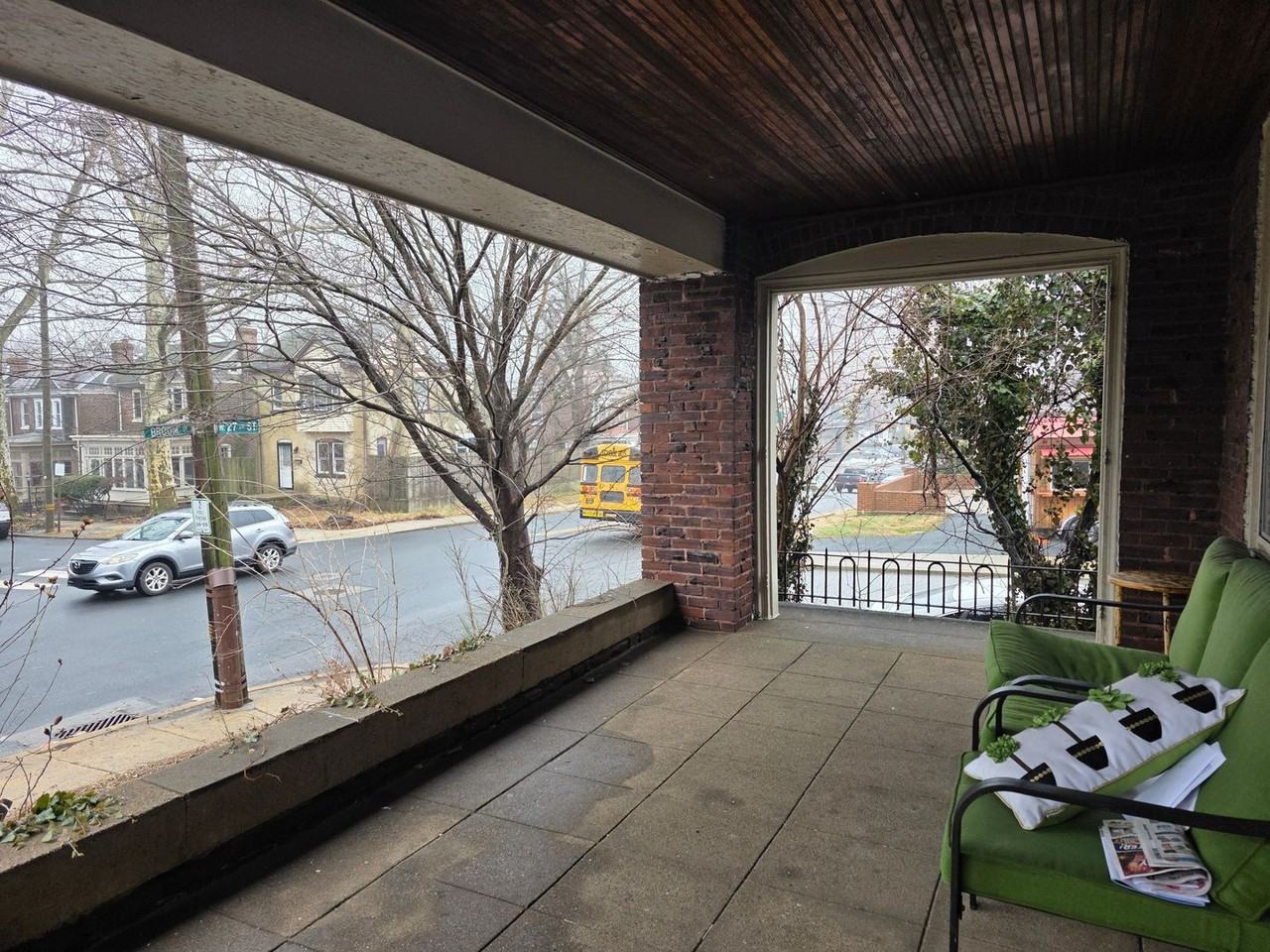 2701 N Broom St - Photo 3 of 17