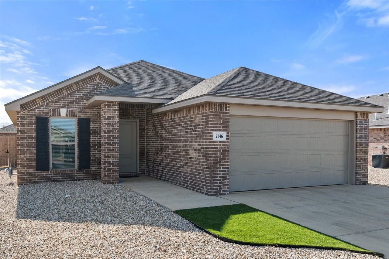 2146 Kokomo Ave - Photo 4 of 27