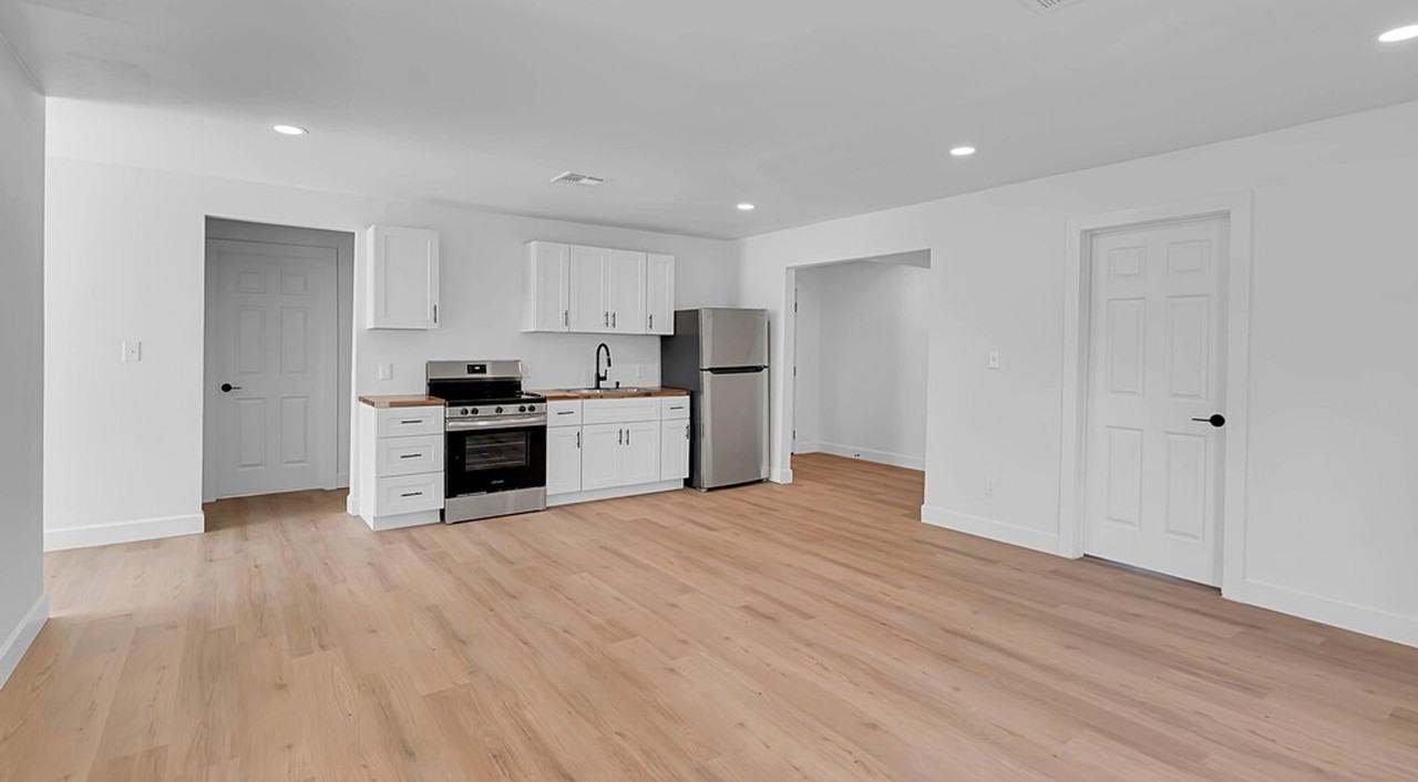 3005 Mckenzie Ave - Photo 3 of 27