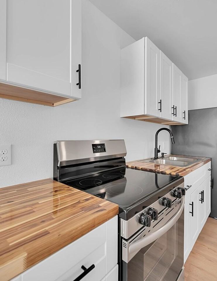 3005 Mckenzie Ave - Photo 7 of 27