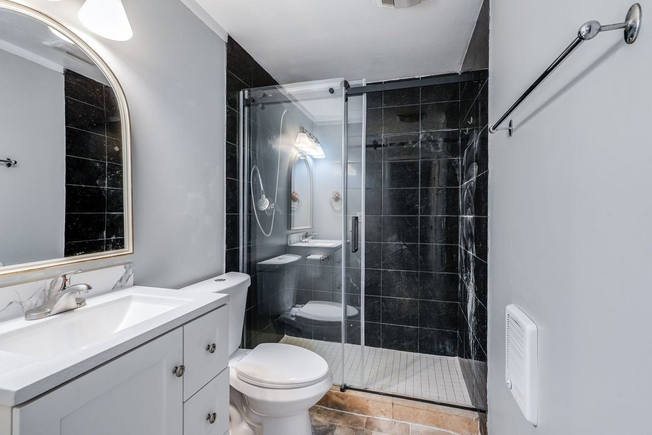 6570 Sw Dale Ave - Photo 7 of 14