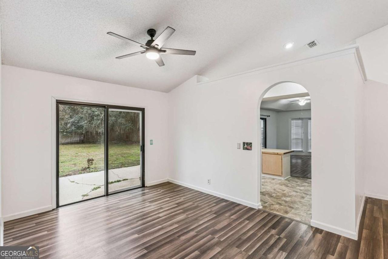 104 Westridge Ct - Photo 7 of 26