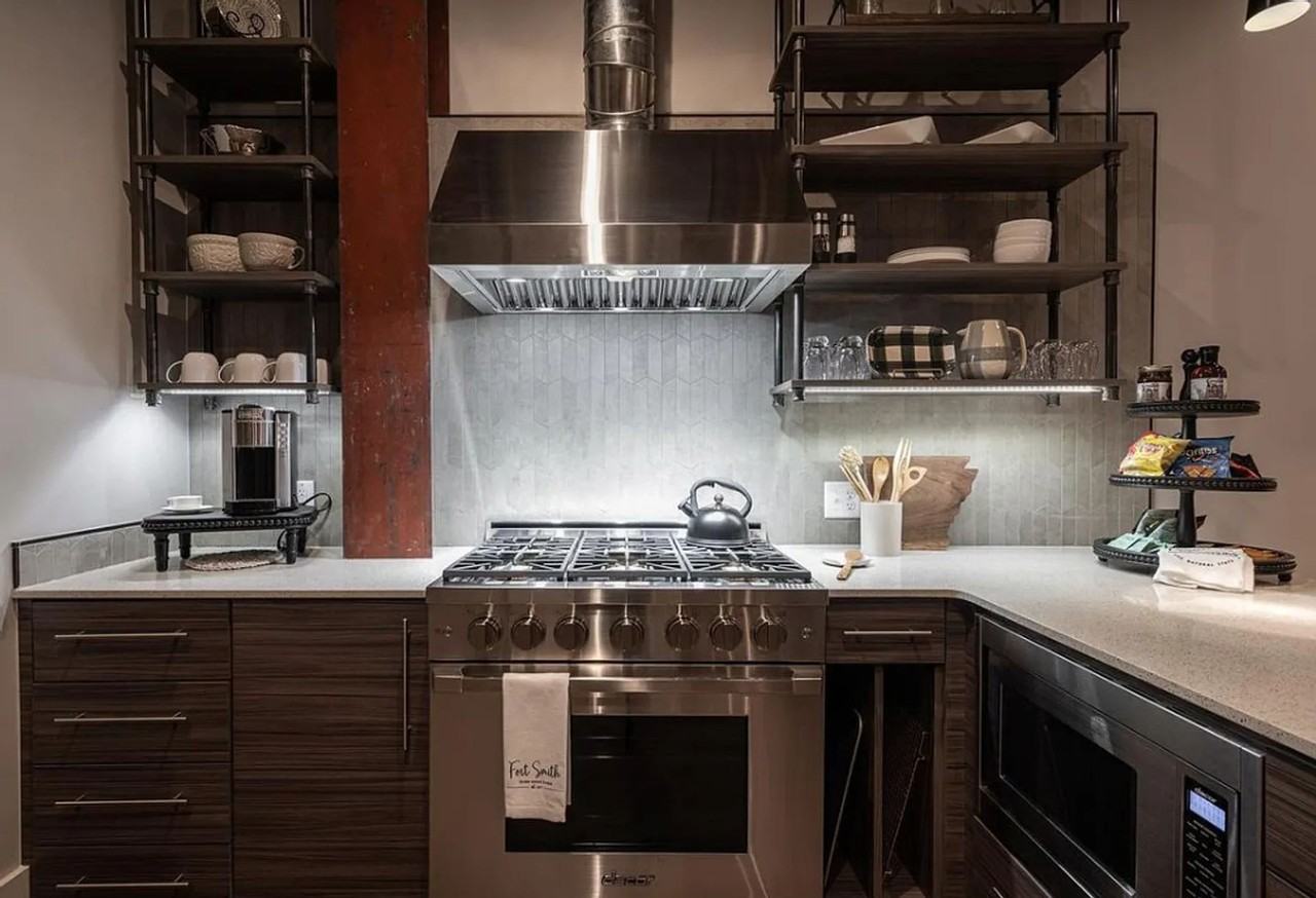 Uptown Living in Downtown Fort Smith - Photo 4 of 14