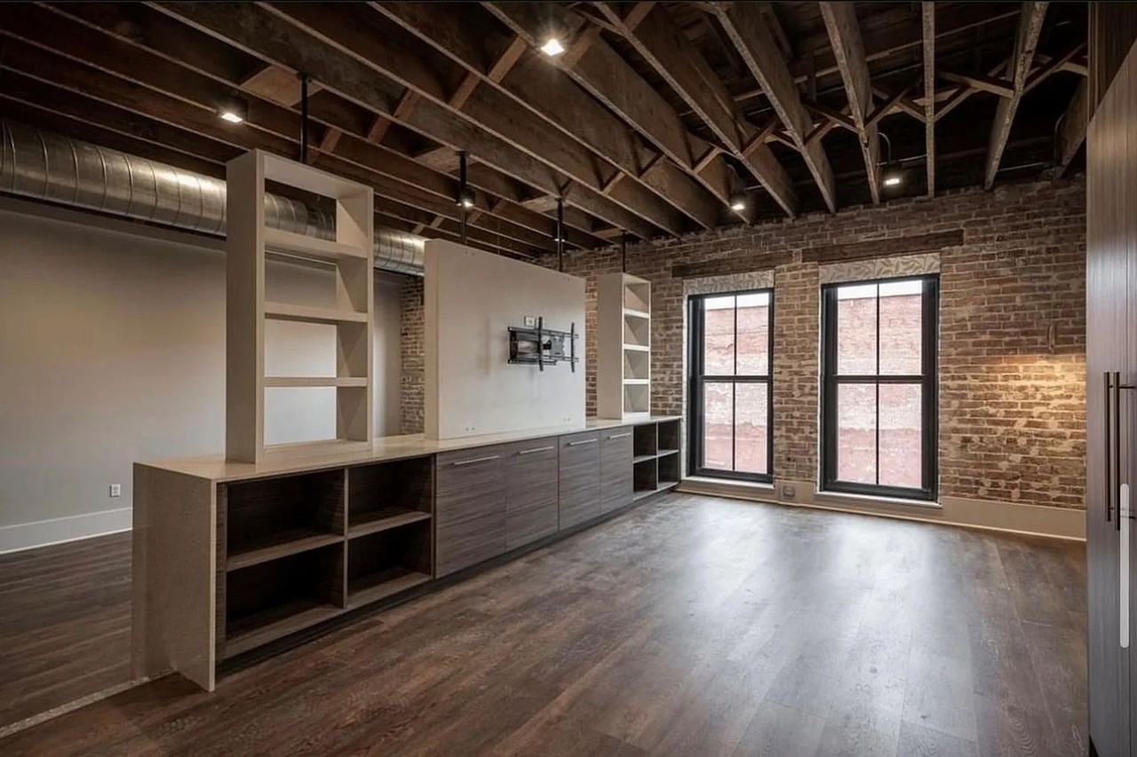 Uptown Living in Downtown Fort Smith - Photo 6 of 14