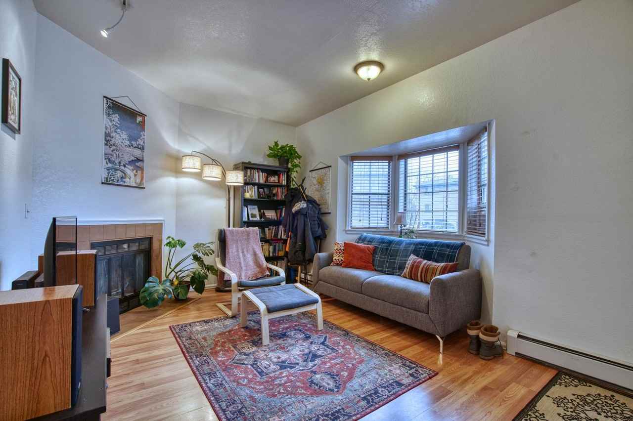 1725 7th St. - Photo 5 of 7