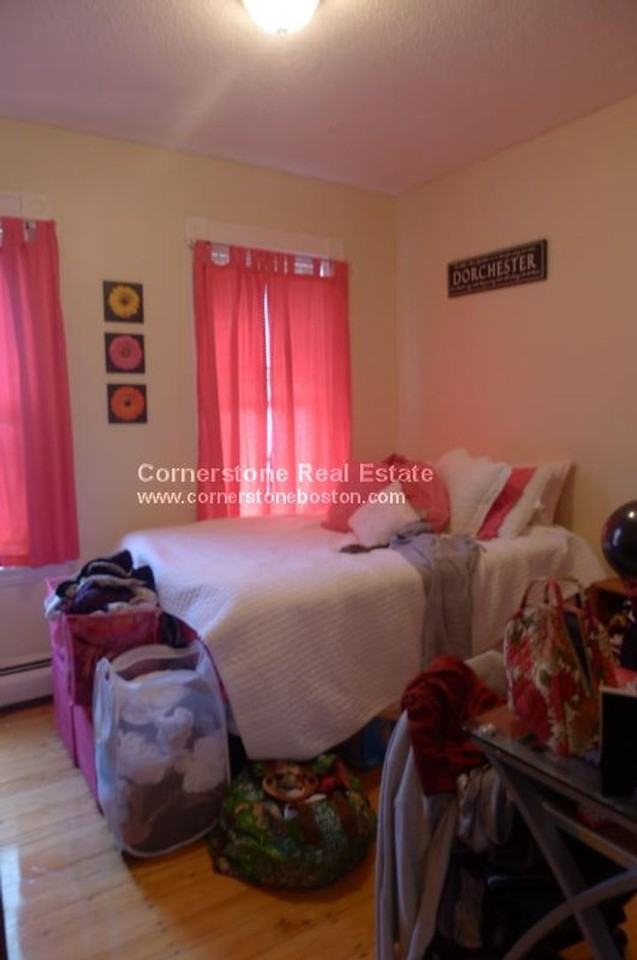 55B Calumet St - Photo 2 of 7