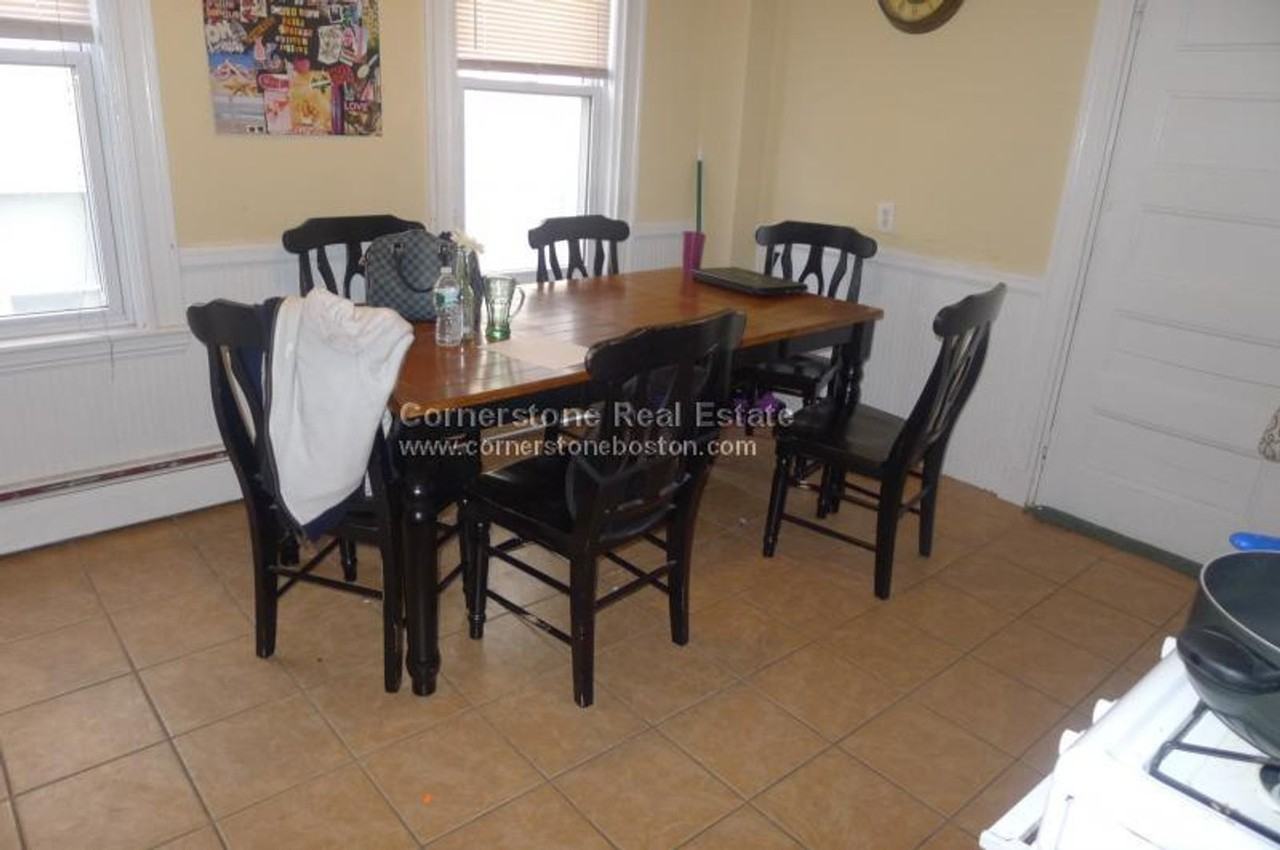 55B Calumet St - Photo 5 of 7