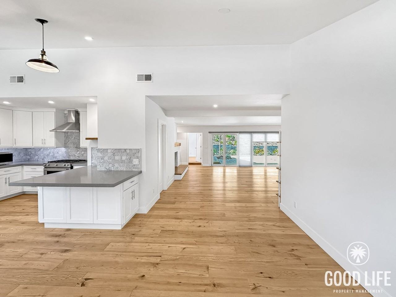 12671 Barrett Ln - Photo 2 of 39