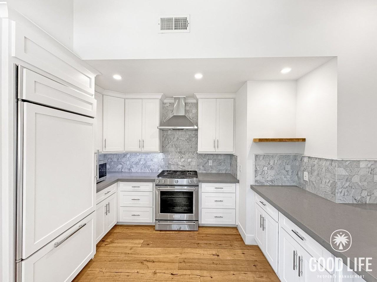 12671 Barrett Ln - Photo 3 of 39