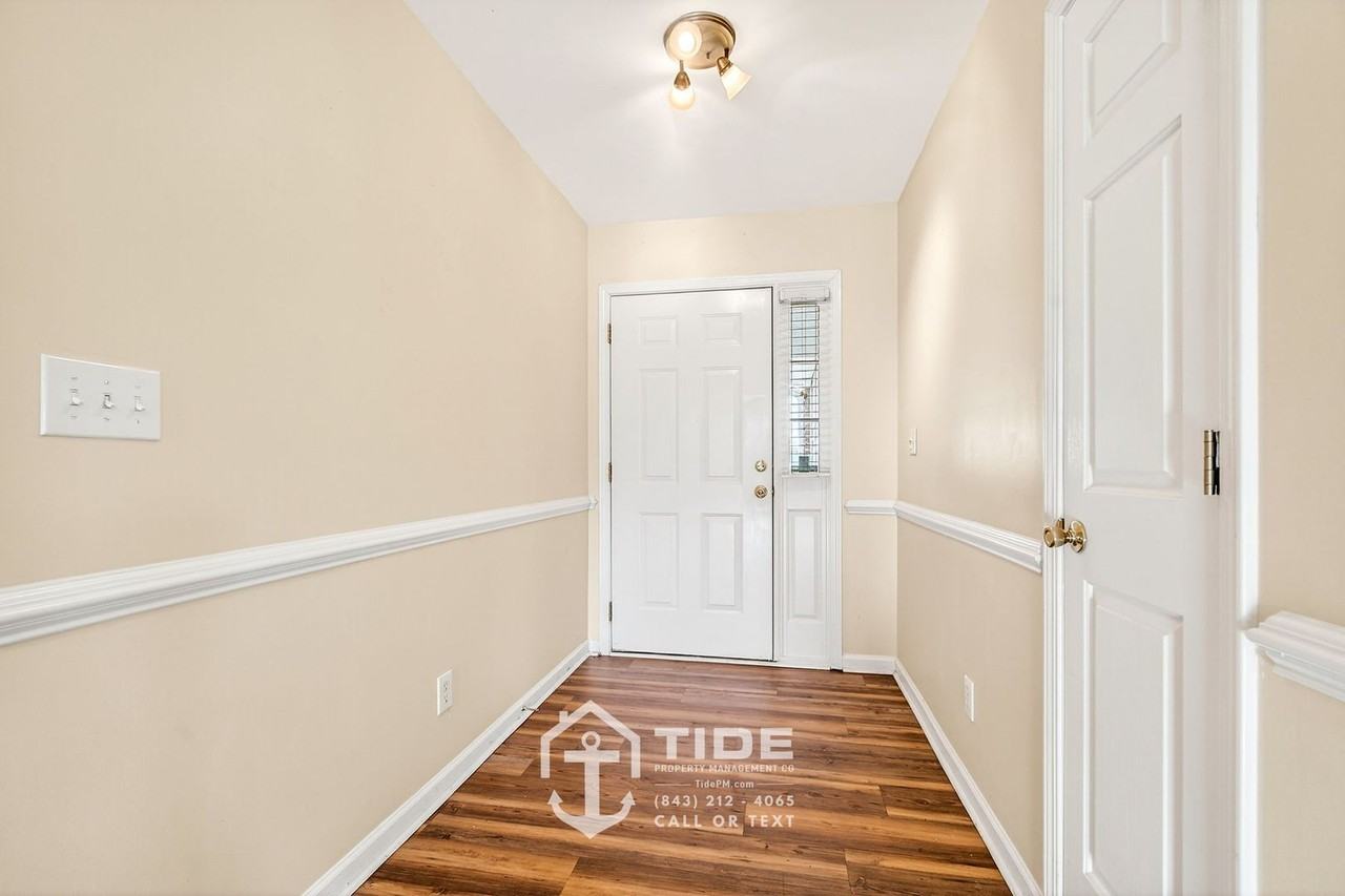 7829 High Maple Cir - Photo 6 of 43