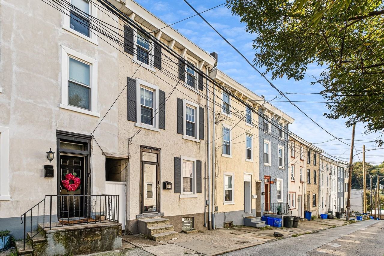 147 East St - Photo 2 of 20