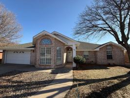 featured image of 1113 Rosewood Dr