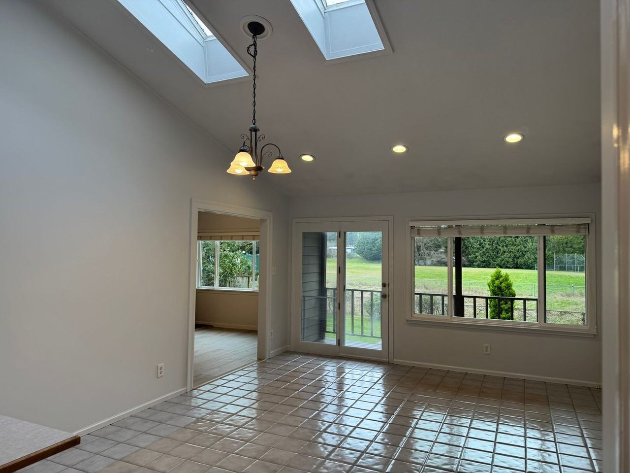 21711 84th Ave W - Photo 5 of 27