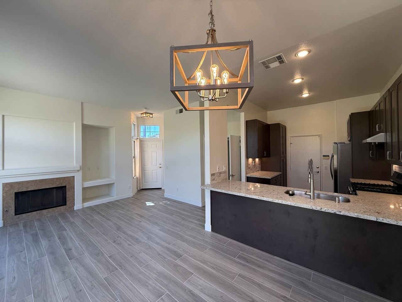 9652 Galvin Ave - Photo 2 of 18