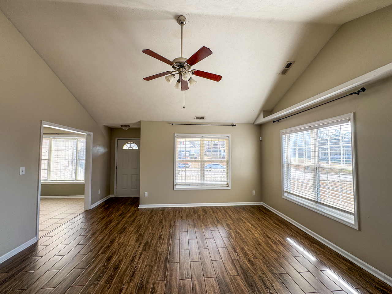 7806 Rosewood Ave - Photo 3 of 25