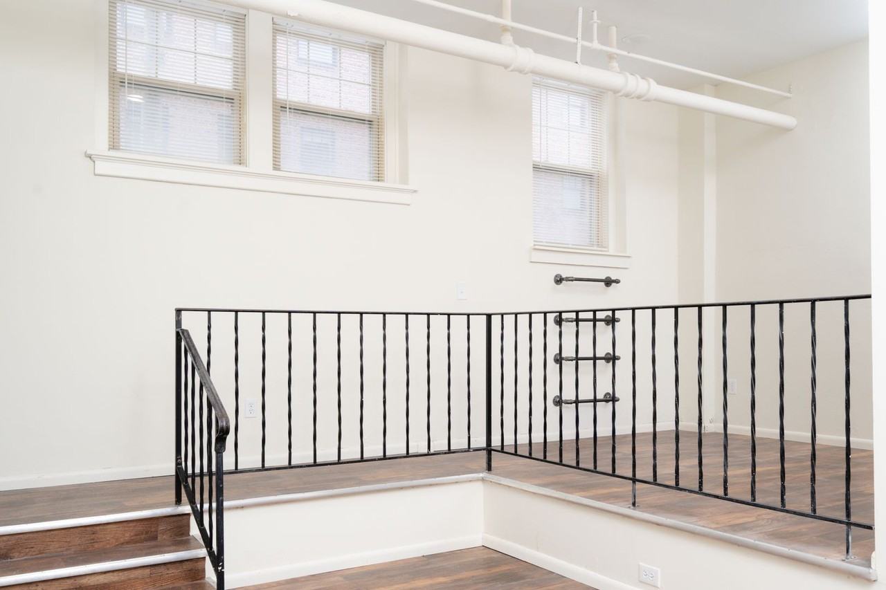 Belmont Apartments - Photo 5 of 20