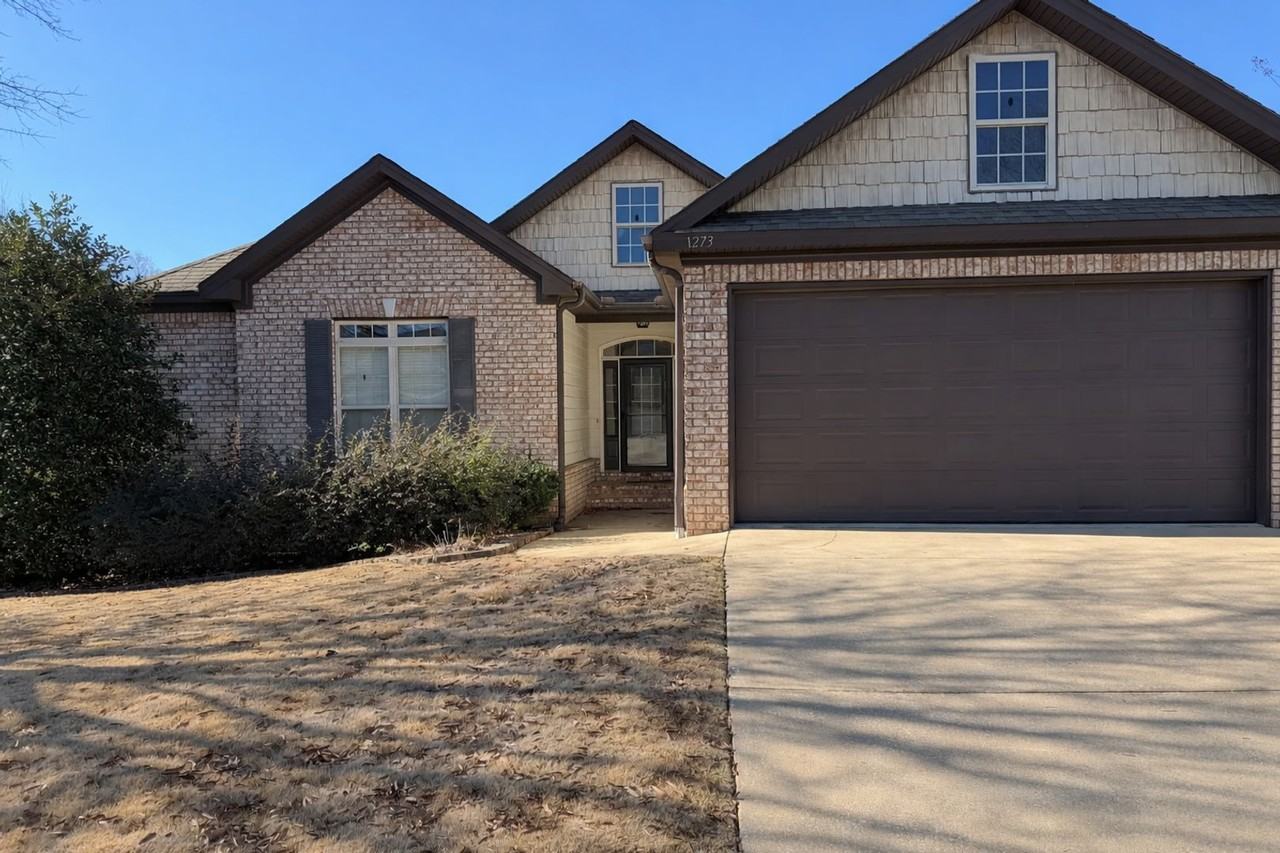 1273 Aubie Dr - Photo 2 of 24