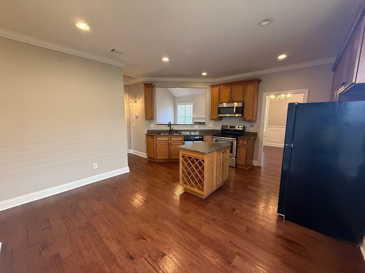 1273 Aubie Dr - Photo 6 of 24