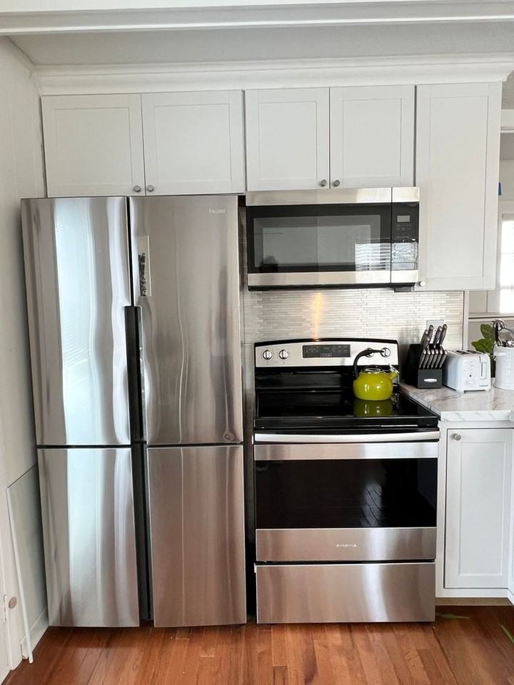 2143 Winston Ave - Photo 5 of 14