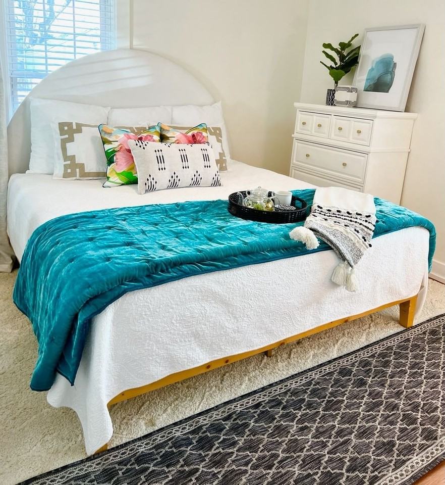 2143 Winston Ave - Photo 6 of 14