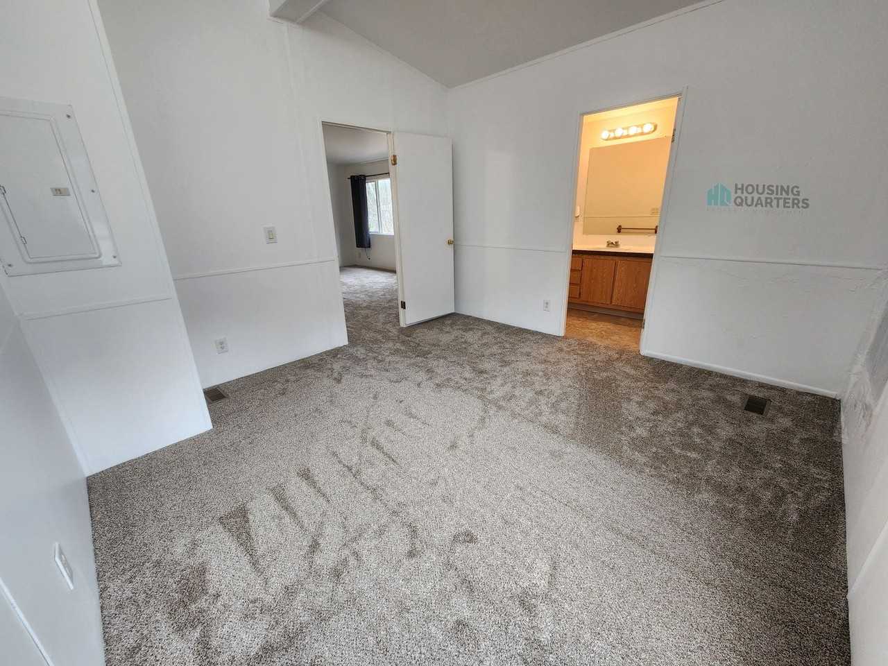 15317 W Charles Rd - Photo 4 of 13